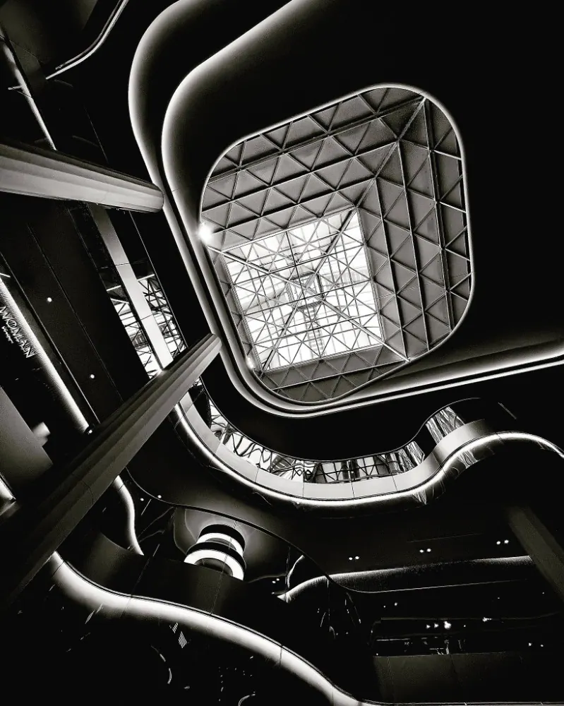 ESCALERA O PRECIPIO