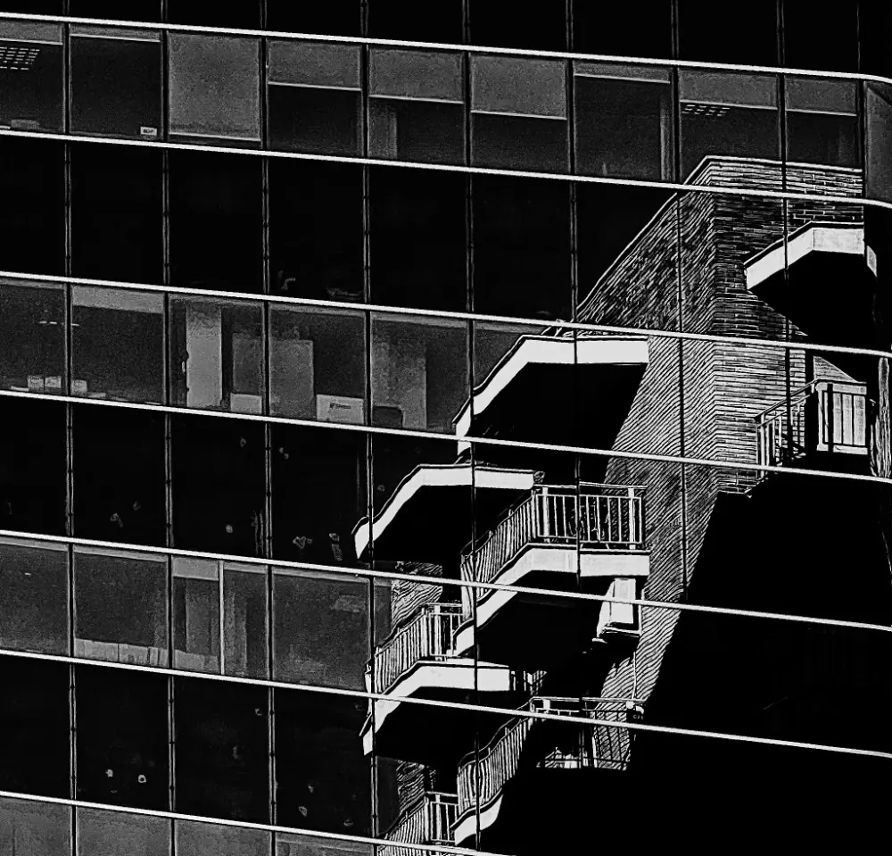 FACHADA SOBRE FACHADA