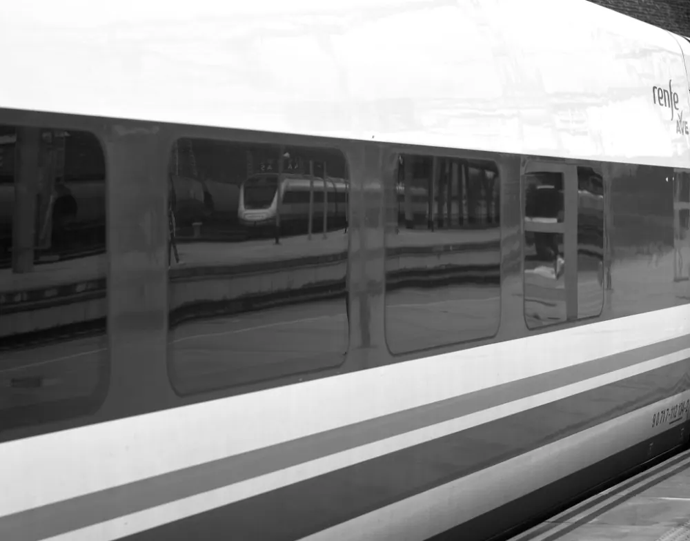 REFLEJOS EN EL TREN
